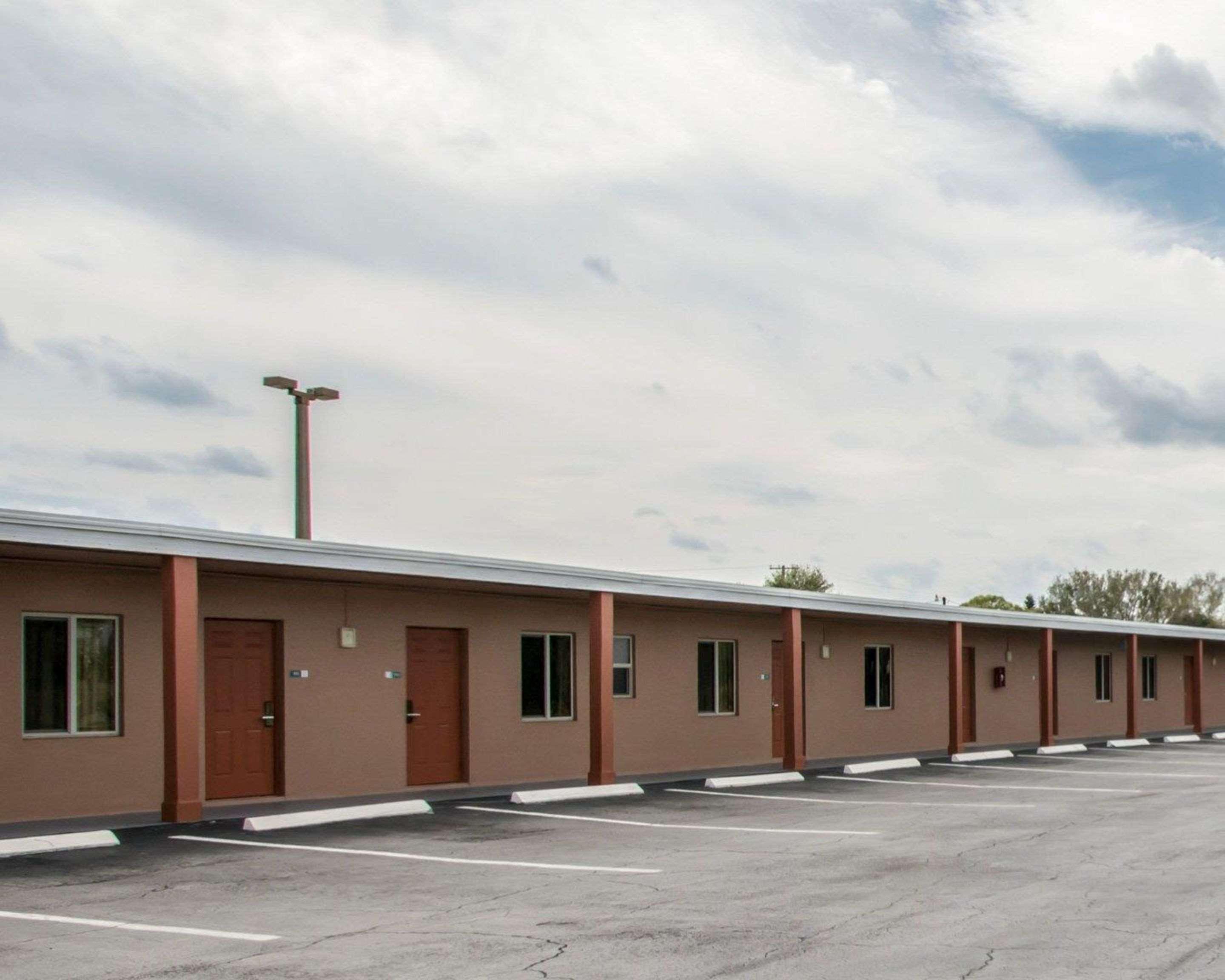 Rodeway Inn Fort Pierce Us Highway 1 Bagian luar foto