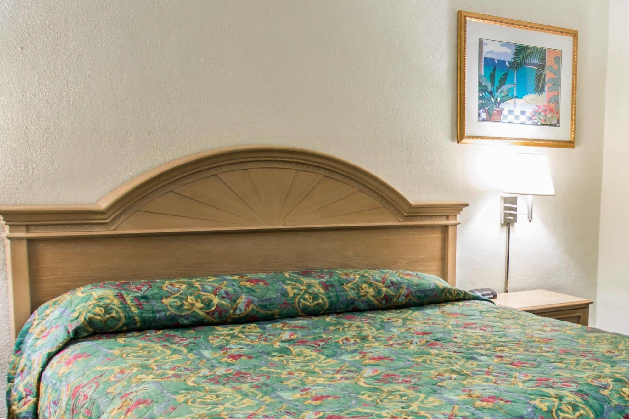 Rodeway Inn Fort Pierce Us Highway 1 Bagian luar foto